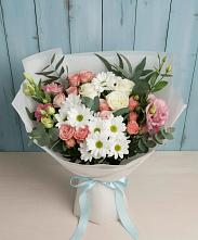 Букет цветов из:  Розы, Лизиантусы и Хризантемы в Кяхте