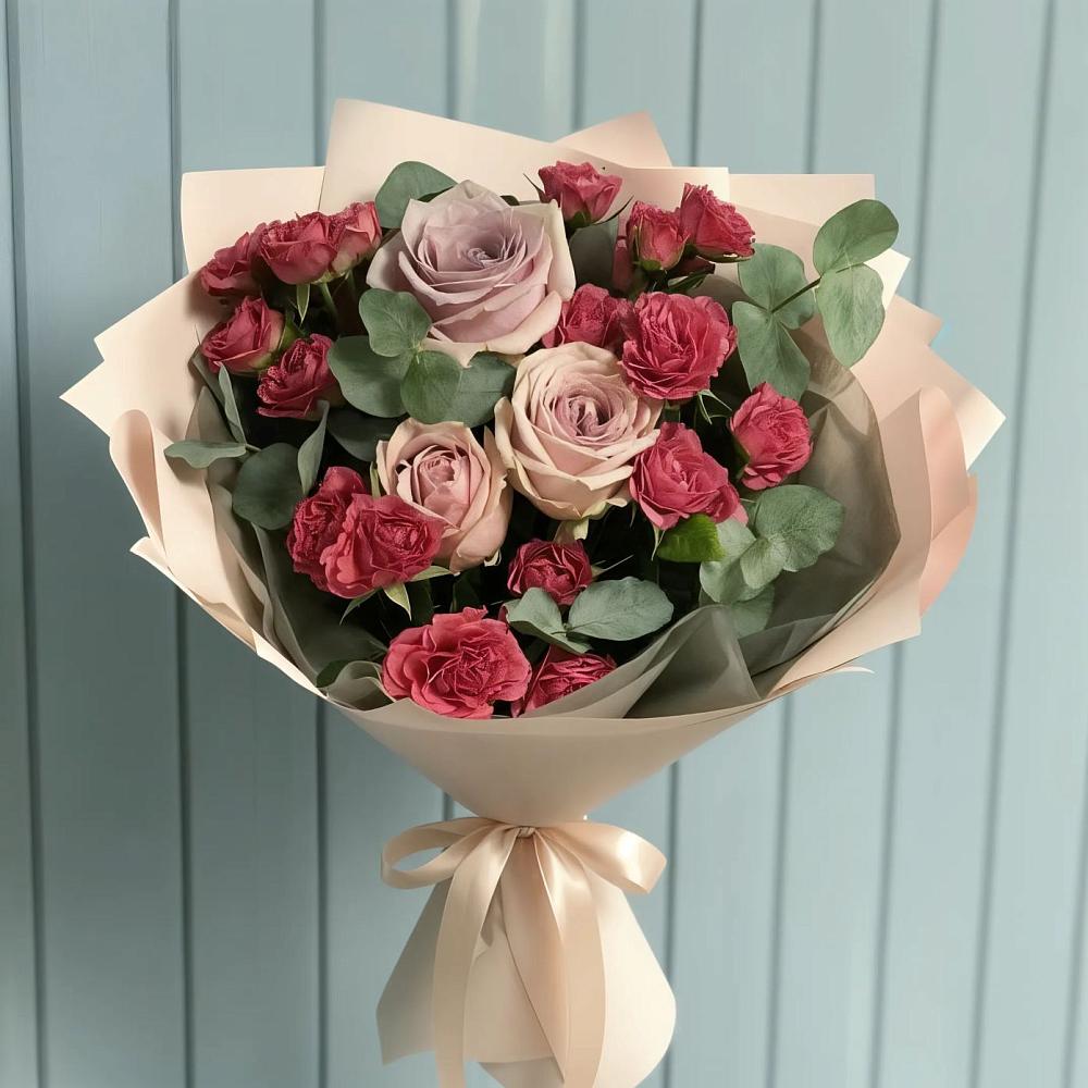 Букет цветов из: Гвоздики и Розы в Кяхте
