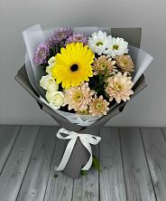 Букет цветов из:  Розы, Герберы и Хризантемы в Кяхте