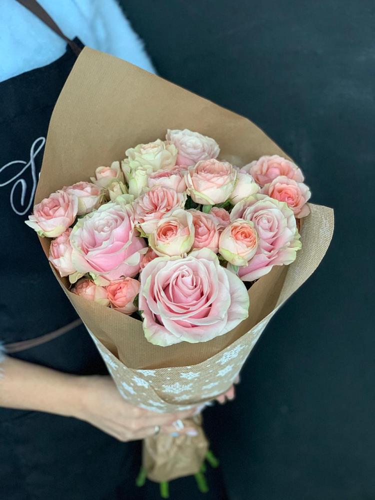 Букет цветов из: Хризантемы и Розы в Кяхте