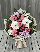 Букет цветов из:  Альстромерии, Гвоздики, Розы и Хризантемы в Кяхте