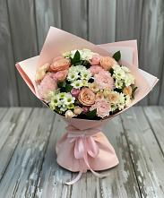 Букет цветов из:  Гвоздики, Розы и Хризантемы в Кяхте
