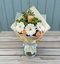 Букет цветов из:  Герберы, Розы и Хризантемы в Кяхте