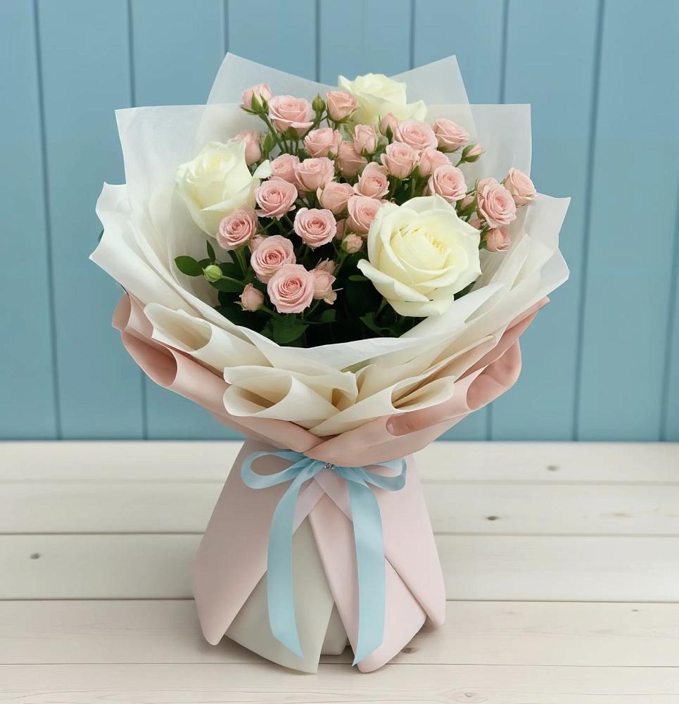 Букет цветов из: Розы в Кяхте