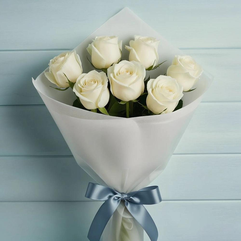 Букет 7 Белых роз Эдлесс Лав в Кяхте
